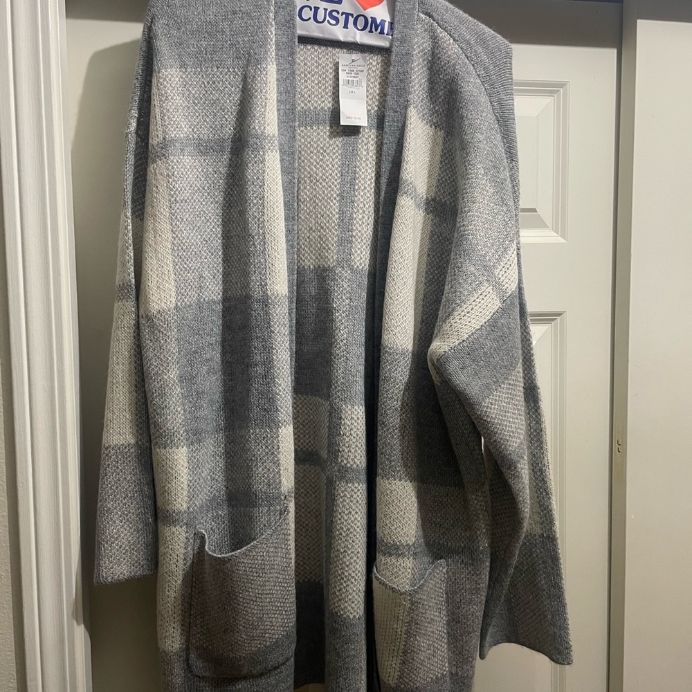 American Eagle Outfitters Gray and Cream Knit Cardigan